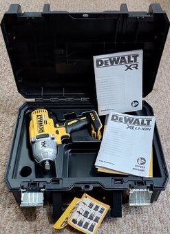 DeWALT DCF899NT NOVÝ Rázový utahovák 950Nm