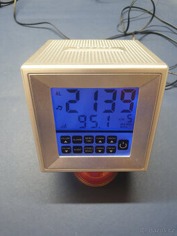 Budík s rádiem (radiobudík FM)