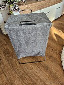 Nový skládací koš na prádlo