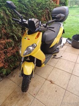 Aprilia sportcity 125
