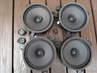 Auto reproduktory 20W Toyota Corolla