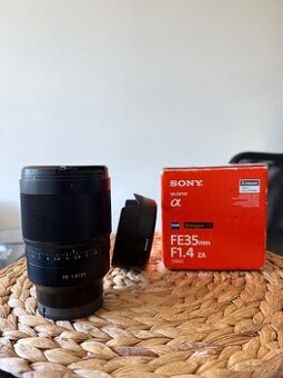 Objektiv 35 mm 1.4. Sony Zeis