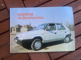 Favorit - knížka Bezpečně se Škodovkou