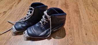 Boty na běžky vel.6 +běžky s vázáním