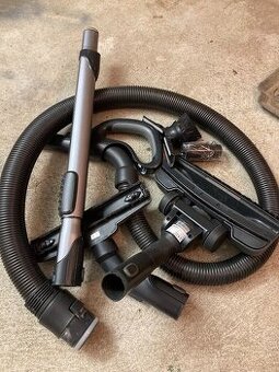 Elektrolux starší- příslušenství, trubice-obdél. profil