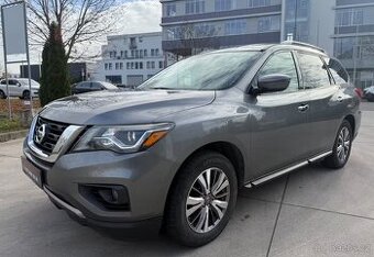 Nissan Pathfinder SV 3.5i benzín 212kw