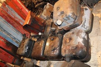 Zetor 6911 7211 7745 a podobné nádrž