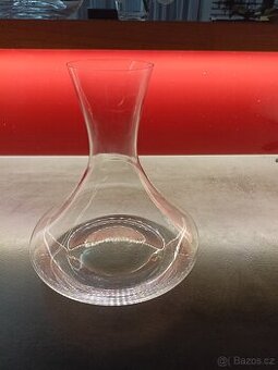 Skleněná karafa/ dekanter