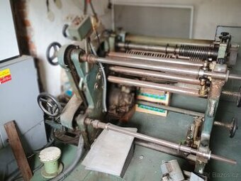 kotoučové nůžky na řezání folií