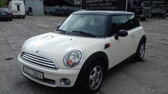 MINI COOPER R56 1,6L 2009 1.majitel TOP STAV panorama