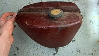 Nádrž Jawa Pionýr