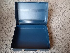 Kufřík na loutkové divadlo a loutky