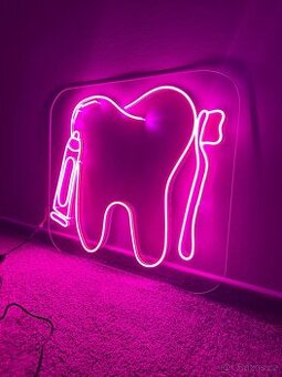 Neonový obrazy/nápisy