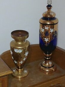 Smaltovaná váza a pohár