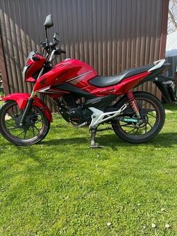 Honda CB125F