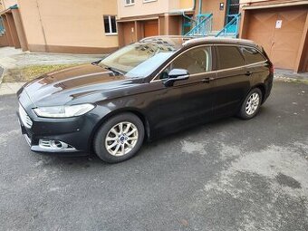 Prodám Ford Mondeo Kombi, černý elegán, spolehlivý parťák