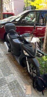 Suzuki Sixsteen 125