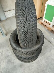 Zimní Kumho WinterCraft WP52 225/60 R18 104V DOT2923