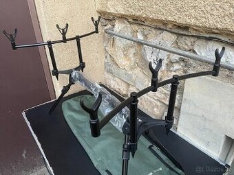 Rodpod na pruty Mikado. V ceně tripodu je obal a vidlice