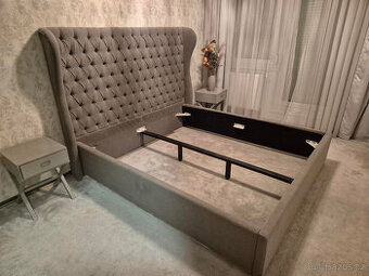 Calounena postel 180 x 210