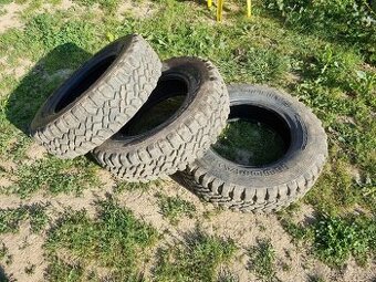 Prodám 3ks pneu 225/70 r16 - 1