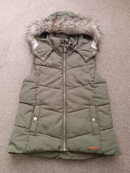 Vesta vel. 146/152 H&M
