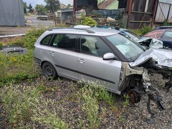 Havarovaný skelet (karoserie) škoda fabia 2 combi