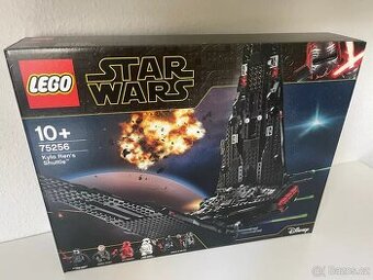 LEGO Star Wars: Kylo Ren's Shuttle (75256)