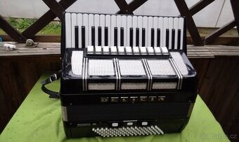 Prodám akordeon delicie CARMEN 96 basů