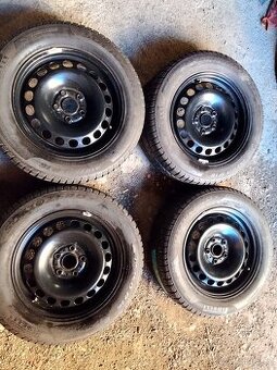 Zimní kola 6,5x16 et41 Superb, Passat 215/60/16