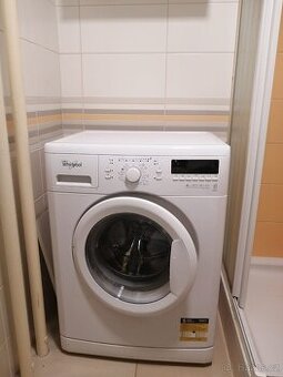 Pračka Whirlpool