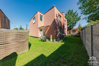 Pronájem rodinného domu 4+kk , 100 m², Otrokovice - Nerudov