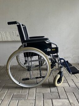 Invalidní vozik