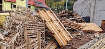 Dřevo na topení ZDARMA