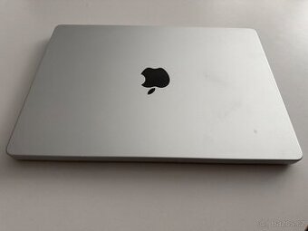 MacBook Pro 14"  M4, 16 GB RAM, 512 GB SSD)