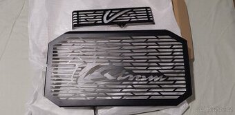 Mřížky chladiče Suzuki V strom 650