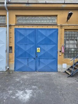 Sklad/garáž v Říční ulici v Lounech - 1