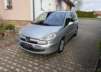 Peugeot 807 2,0 HDi /100 KW , 7 Míst klima nafta