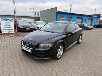 Volvo C30 1.8i Sport/R-Design 92kw, nová stk