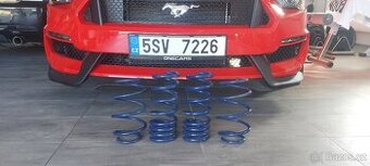 Ford Mustang - sportovní podvozek