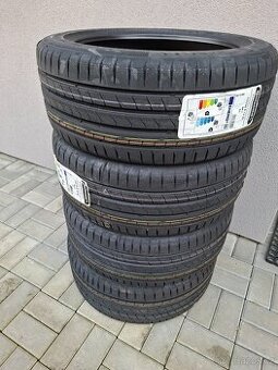 D09PL 235/45 R18 XL Continental Premium Contact 7