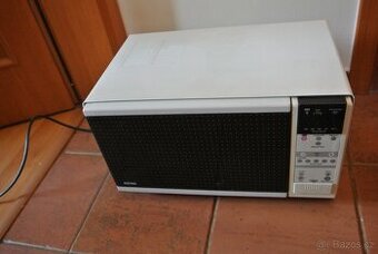 Mikrovlnná trouba IGNIS s výkonem až 800W, LCD displej