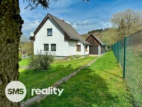 Prodej rodinného domu 107 m², pozemek 1377 m² v Dobřečově, o
