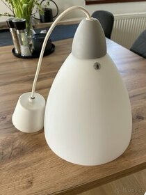 Stropní světlo - Ikea závěsná lampa bílá