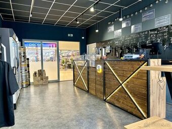 Na prodej zavedená specializovaná prodejna piva, 53,5 m2, Pr