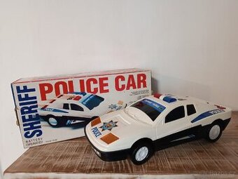 Policejní retro auto