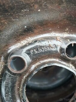 2x plech disky s pneu r15 5x108