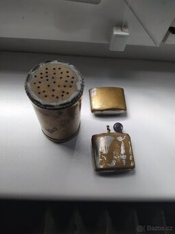 Divadelní pudřenka+zapalovač
