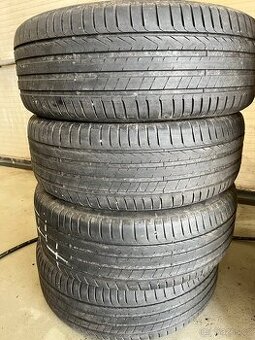 Pirelli 235/55 r18