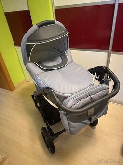 Kočárek Camarelo Avenger Plus, barva AV+8
